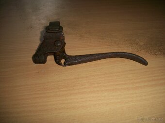 Páčka dekompresoru ? - 2