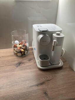 Nespresso De'Longhi Gran Latissima White EN640.W - 2