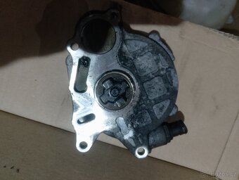 VW transportér T5 tandem cerpadlo - 2