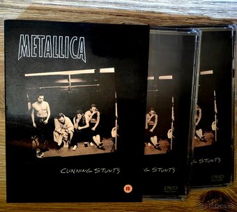 METALLICA  - CUNNING STUNTS - 2