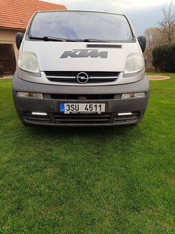Opel vivaro - 2