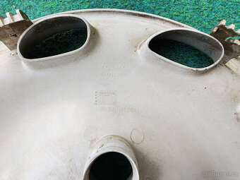 Poklice Volvo - 15" - orig. - 1ks - 2