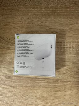 Sluchátka AirPods (2nd generation) - 2