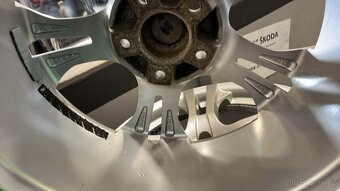 Alu kola Audi 5x112 R19 - 2