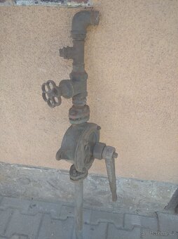 Ruční pumpa - 2