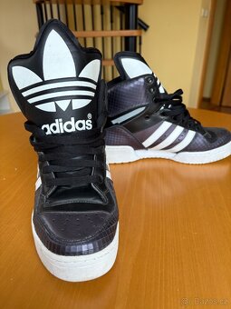Boty Adidas s velkým jazykem vel. EUR 42 (US 9 1/2) - 2