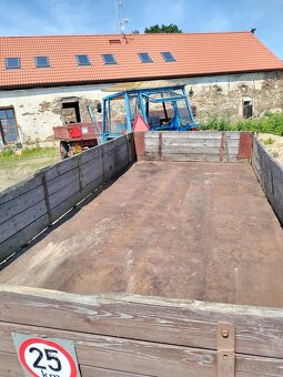 Vlek za traktor 3,5t sklápěcí hydraulicky - 2