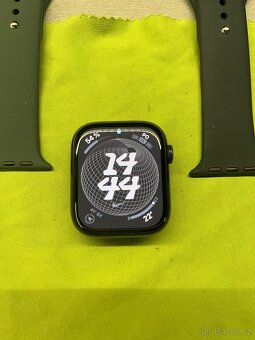 Apple Watch 7 Nike 45mm - 2