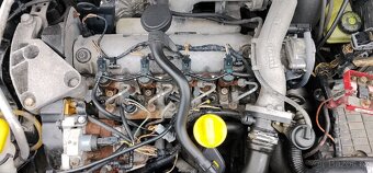 1.9 DCI 88 kw - 2