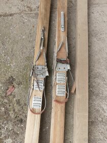 Staré dřevěné lyže - ručně dělané doma - 2