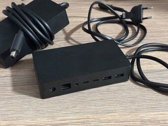 Microsoft Surface dock nabíječka - 2