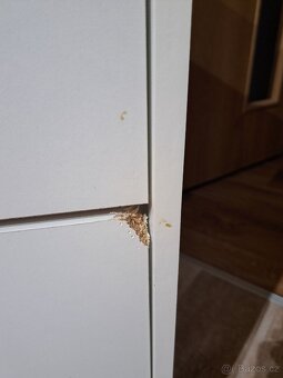 Výklopný botník - 2