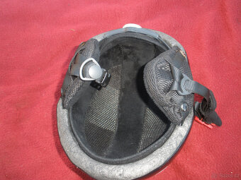 prodám dětskou helmu na lyžování - 2