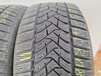 Prodám zimní pneu 225/40/18 Dunlop - 2