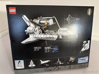 10283 Lego Space shuttle Discovery - 2
