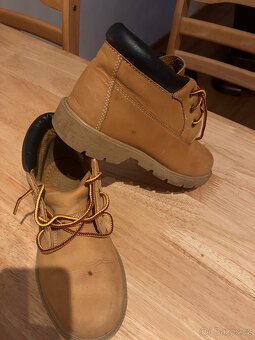 Prodám zimní dětské boty Timberland - 2