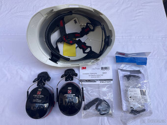 Ochranná přilba Peltor + příalušenství - 2