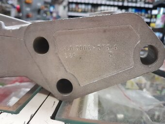 Uložení motoru Felicia 1,6  a 1,9D - 2