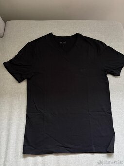3-pack černé tričko HUGO BOSS - vel. M - 2