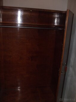 Skříň první republika šatní - 2
