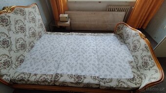 Postel + tři křesla - 2