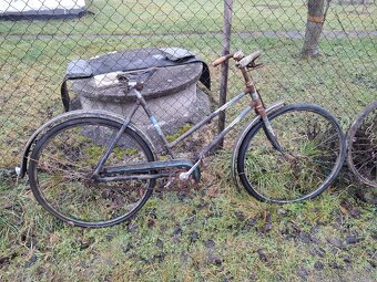 2x historické kolo Tudor - 2