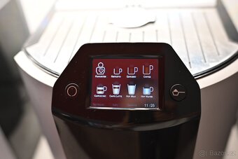 Špičkový kávovar Krups EA9000 - 2