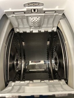 Vrchem plněná pračka Candy - 2