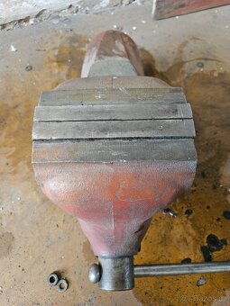 Svěrák 150 York - 2