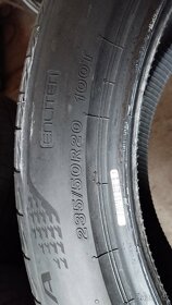 Letní pneu Bridgestone 235/50R20 - 2