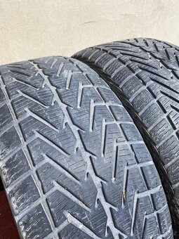 2ks, Zimní pneu, Vredestein 225/40R18 92W - 2