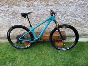 Yeti Arc TurQ Series vel.M - 2