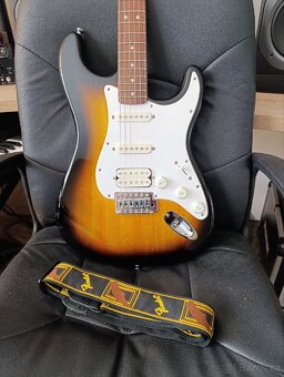 Elektrická kytara Fender Squier (celý set pro začátečníka) - 2