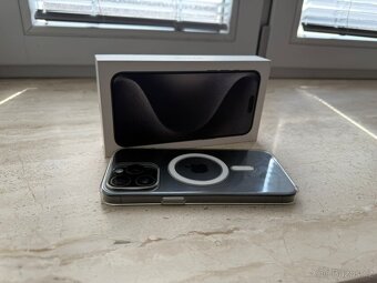 Zachovaly ako novy iPhone 15 Pro Max 256Gb - 2