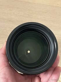 Sigma 85 T1.5 na Canon - 2