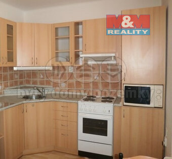 Pronájem bytu 1+1, 30 m², Pardubice, ul. Na Okrouhlíku - 2
