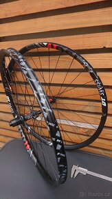 zapletená kola DT SWISS 1501 27,5 - 2
