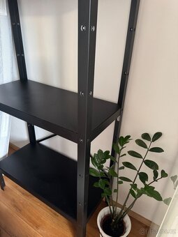 Černý regál Ikea - BROR 85 x 55 x 190 cm - 2