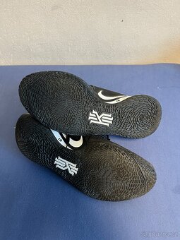 Basketbalové boty Nike Kyrie 2 low, vel. 47,5 - 2