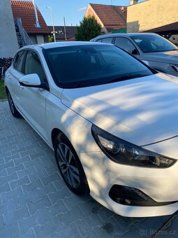 Hyundai i30 Fastback - 2