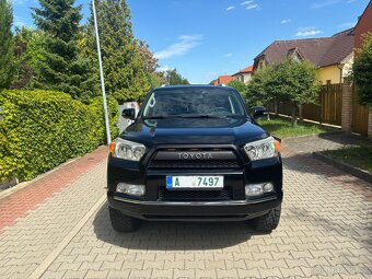 Toyota 4 Runner bez koroze, 7 míst, odpis DPH - 2
