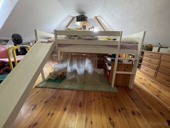 vyvýšená dětská postel se skluzavkou a s matrací - 2