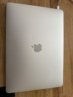 MacBook Air M1 13” 256GB SSD / 8GB RAM - 2