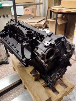 Motor BMW E46 330D 135kw. Klepe  Plně funkční. - 2