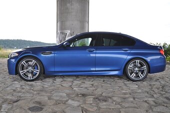 BMW M5 F10, 2012 – nový motor / turba - 2