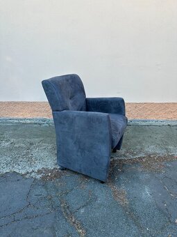 Moderní relaxační křeslo s kolečky - Vít - 2