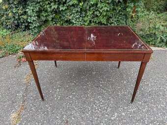 Starožitný Set nábytku - Jídelní stůl + židle - 2