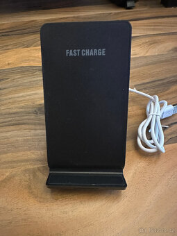 Rychlá bezdrátová nabíječka - 2