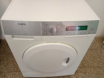 Sušička prádla s tepelným čerpadlem AEG - 2