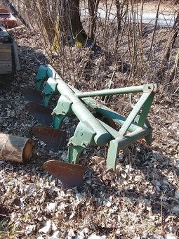 Pluh za traktor - 2